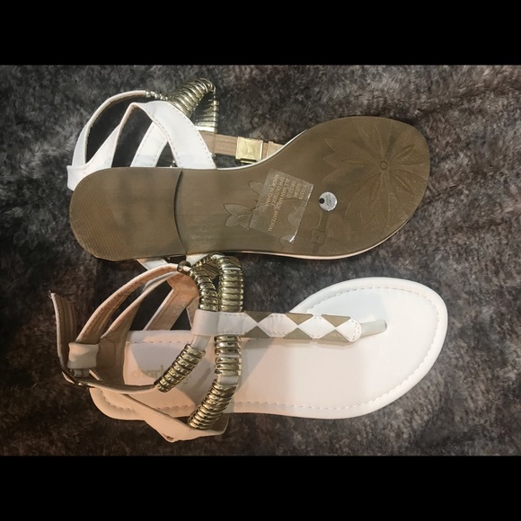 Charlotte Russe Sandals - Picture 4 of 6